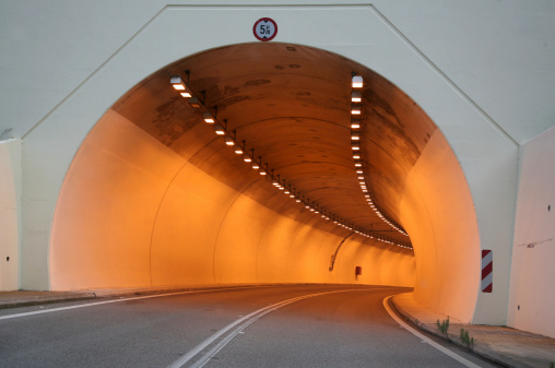 Tunnel