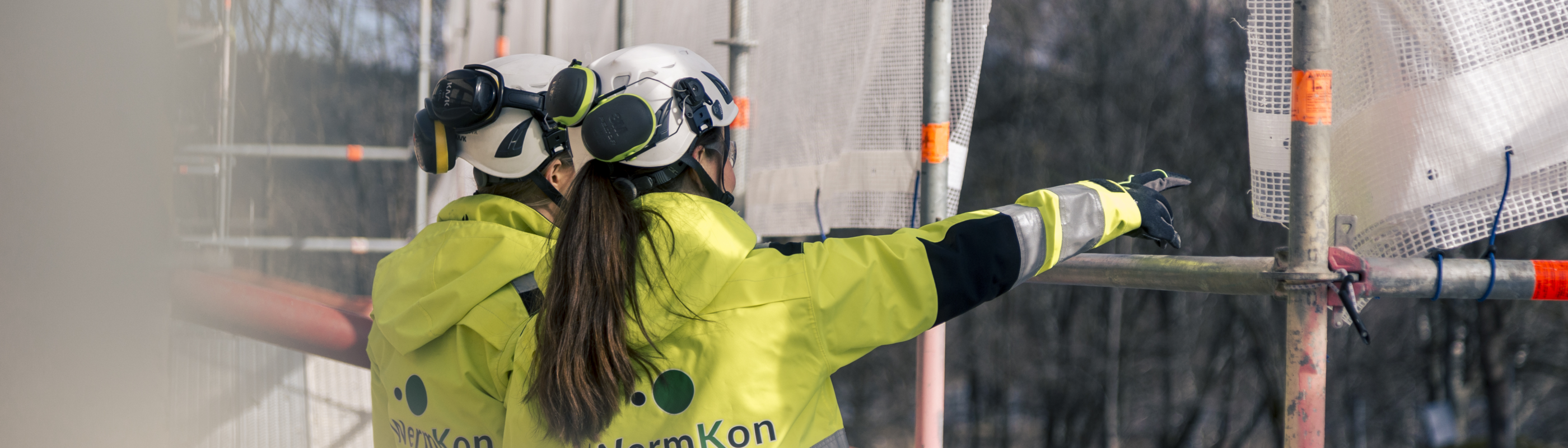 Wermkonmedarbetare på arbetsplats